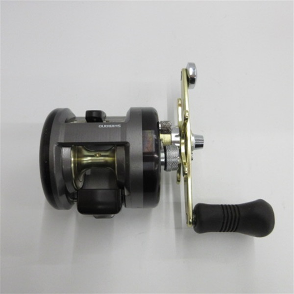 ０２アクシス４００Ｆ